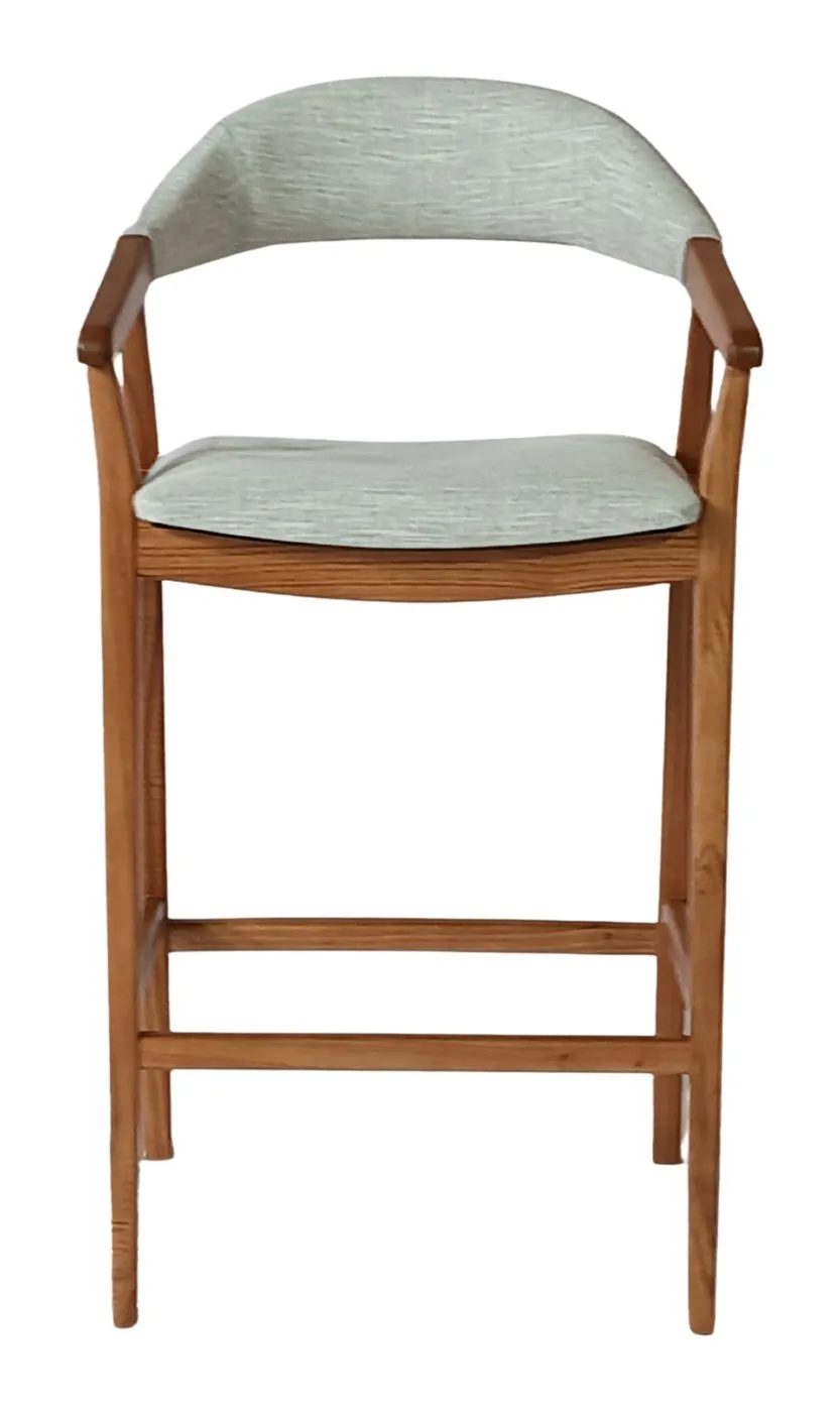 Meg Stool — photo 2